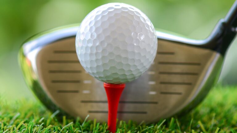 The Technological Transformation of Golf in Australia